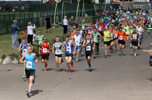 Rob Danson, leading from the start